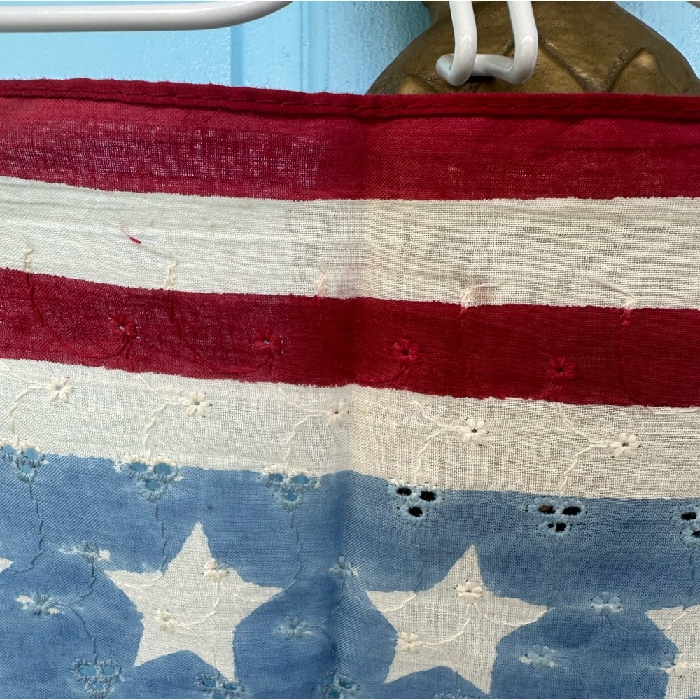 Two Vintage American Flag Scarves - Picture 4 of 14
